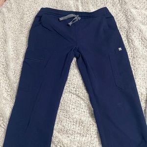 Yola Fig Scrub pant. Size s